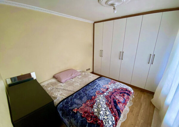 4 Bed end Terrace in Compton Crescent, Northolt UB5