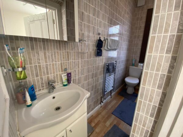 2 Bed Flat for Sale in West Hendon Broadway, NW9