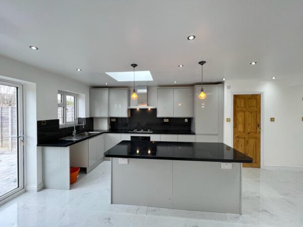 4 Bedroom House For Sale in Harrow