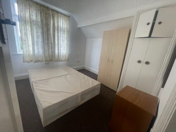 4 Bedroom Detached For Sale in Sudbury Town