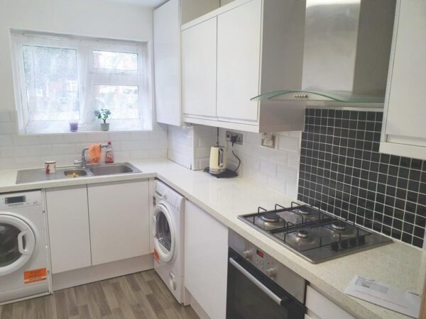 Pipers Green, NW9
