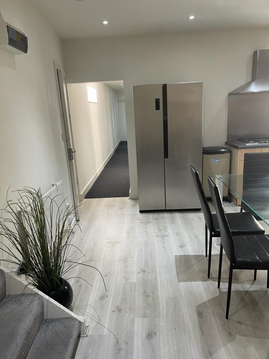 5 Bedroom Flat- Edgware