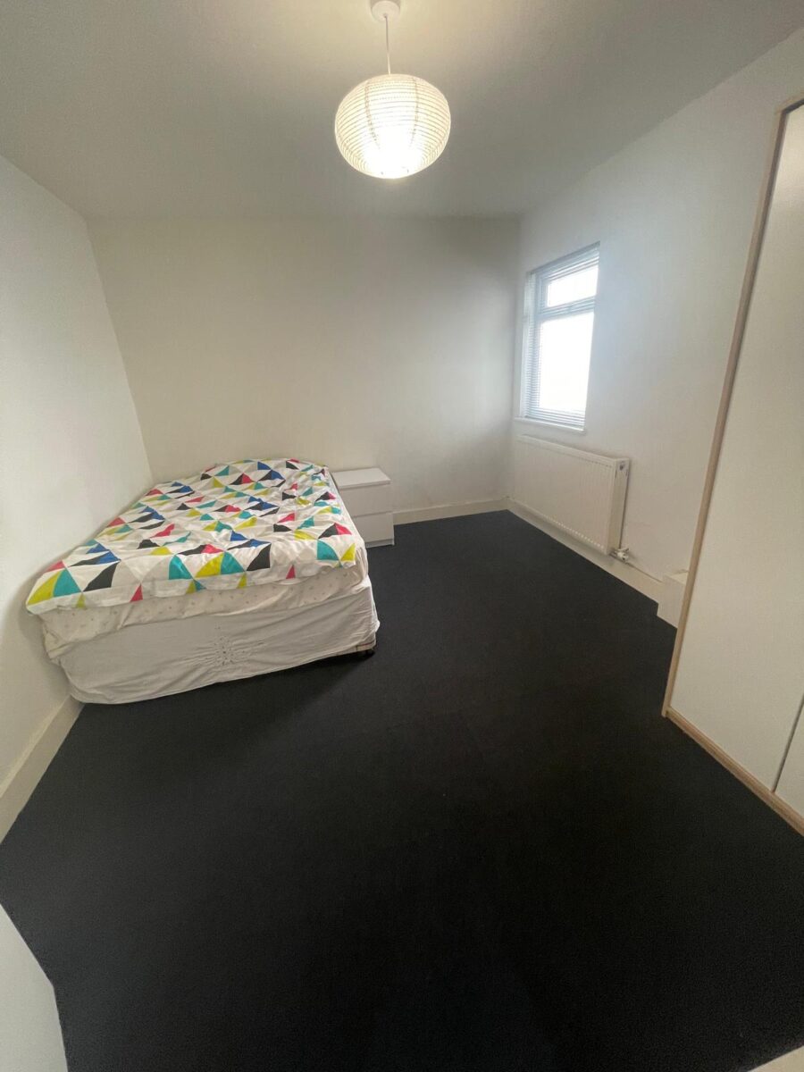 5 Bedroom Flat- Edgware
