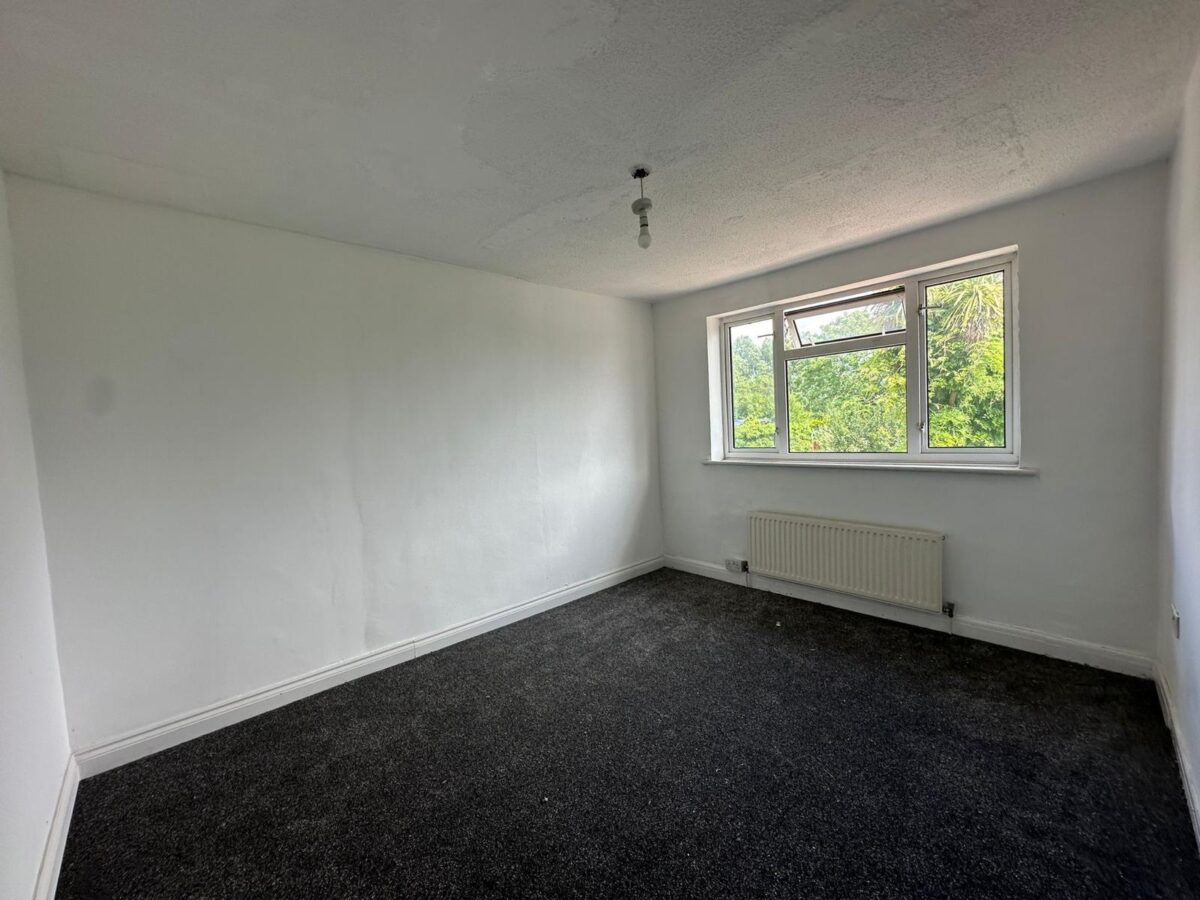 Downing Drive, Greenford