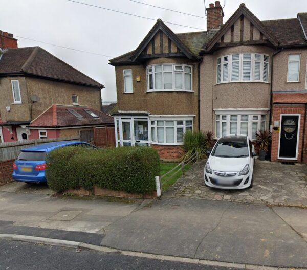 Linden Avenue, Ruislip, HA4