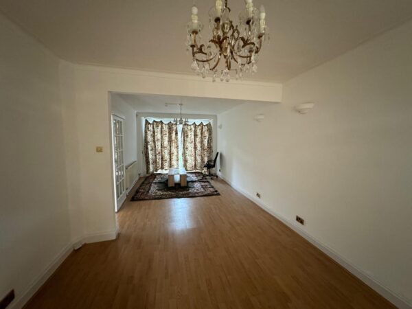 Springfield Gardens, NW9