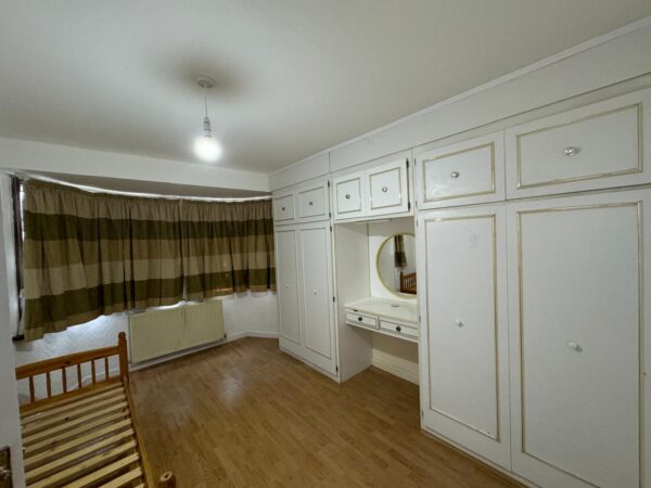 Springfield Gardens, NW9