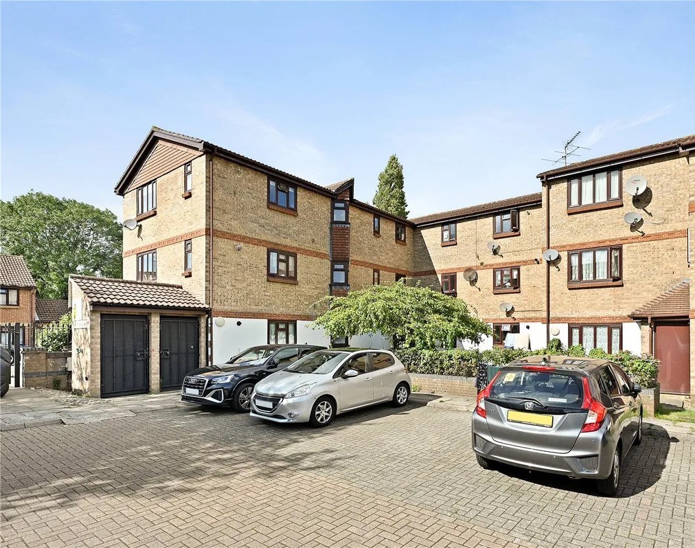 74 Alliance Close, Wembley, HA0 2NG