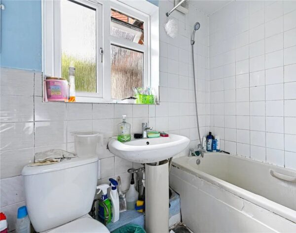 74 Alliance Close, Wembley, HA0 2NG