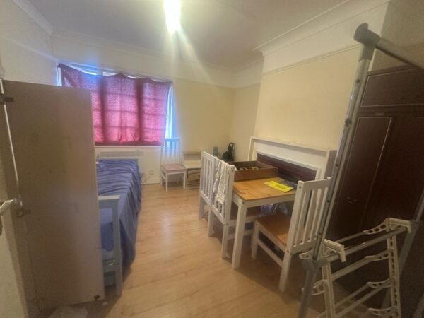 High Street, Northwood, HA6