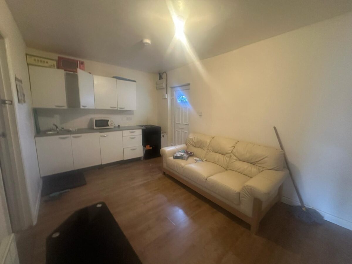 High Street, Northwood, HA6