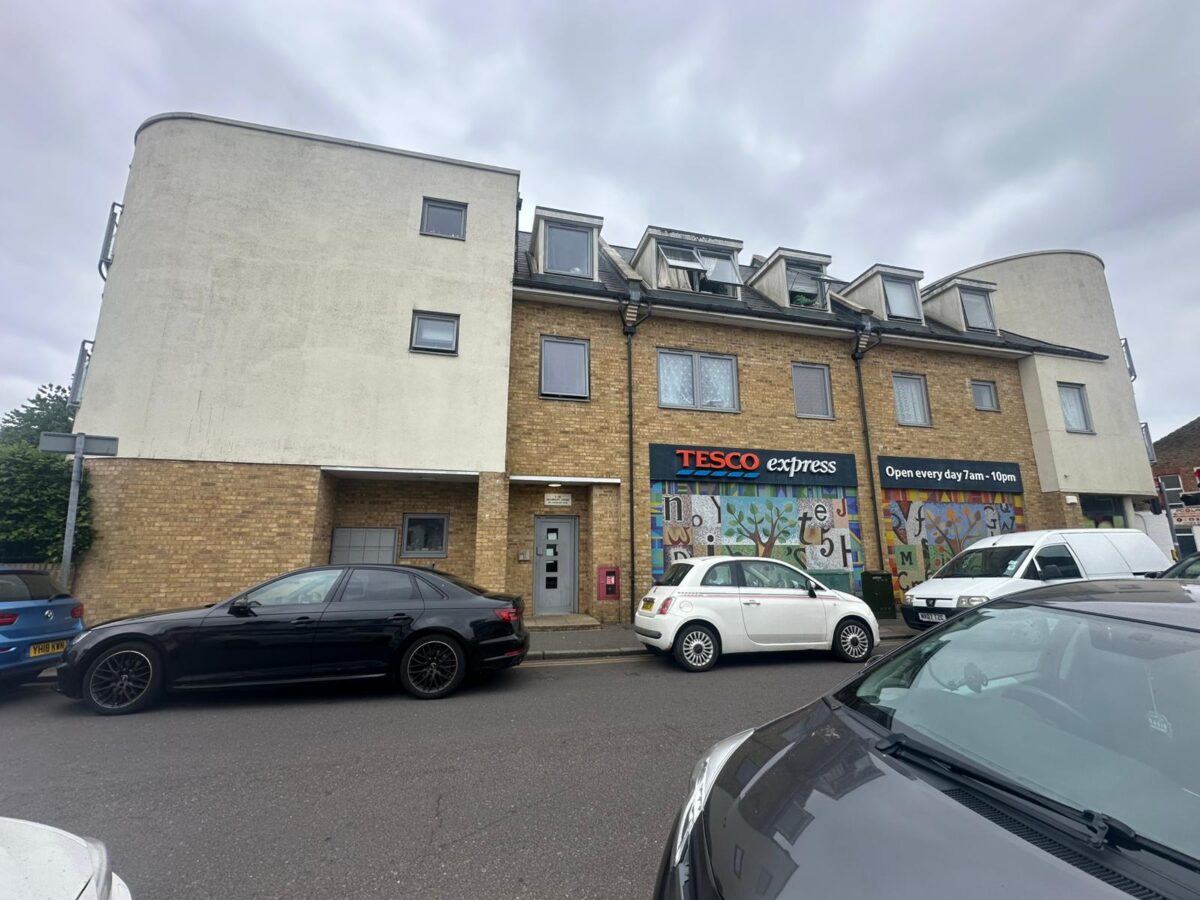 Salisbury House, Watford WD18 7BG