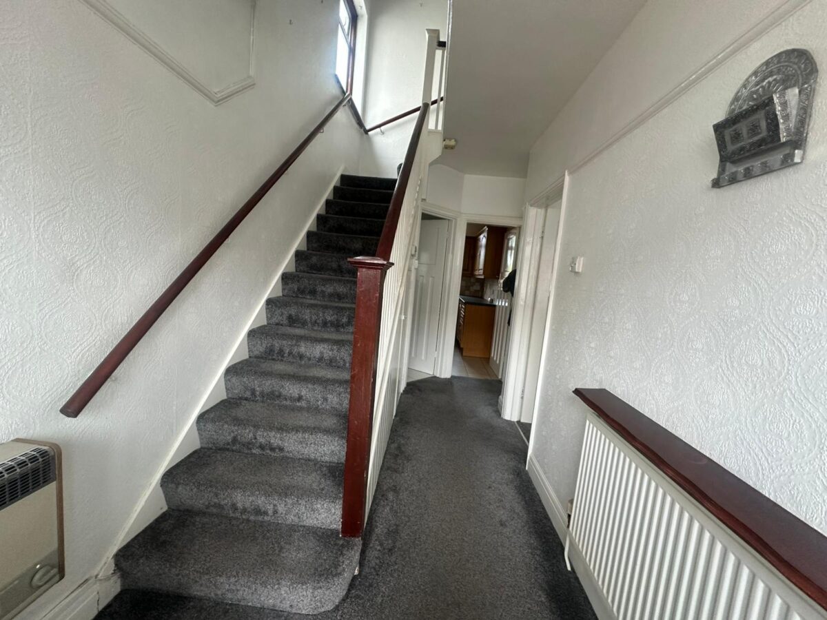 Deanscroft Avenue, London, NW9 8EP