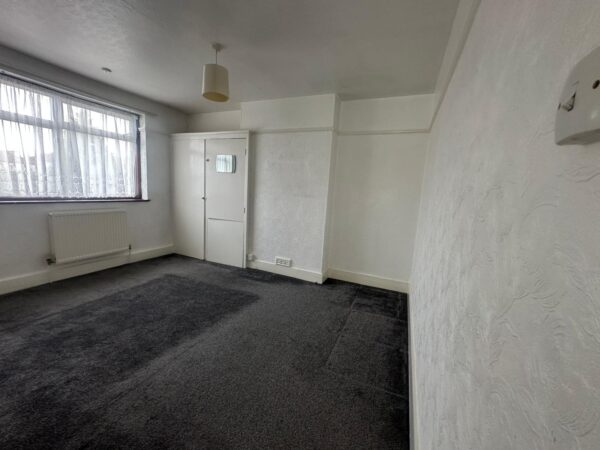 Deanscroft Avenue, London, NW9 8EP