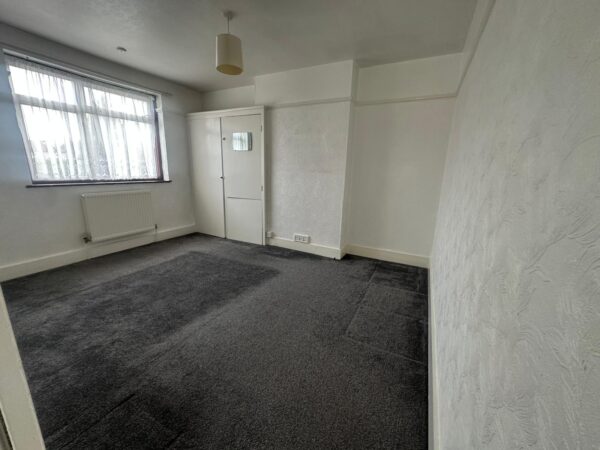 Deanscroft Avenue, London, NW9 8EP