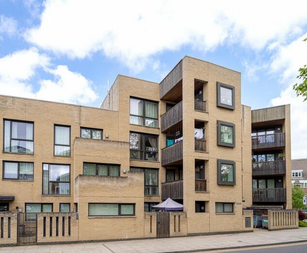 Heath Parade, Colindale NW9