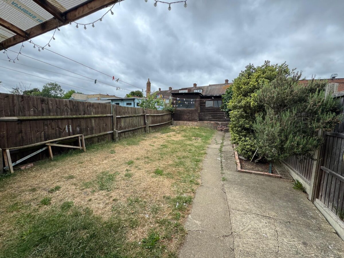 Church Drive, London, NW9 8DR