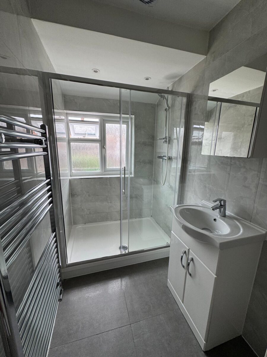 Church Drive, London, NW9 8DR