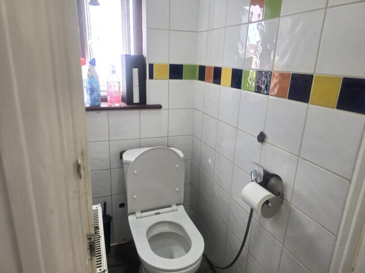 Glenwood Grove London NW9 8HH
