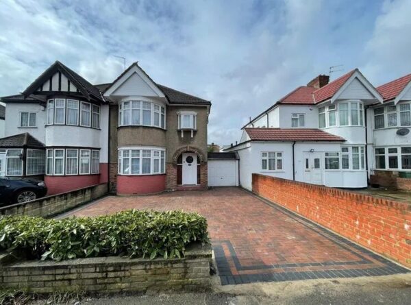 Kenton Lane Harrow HA3