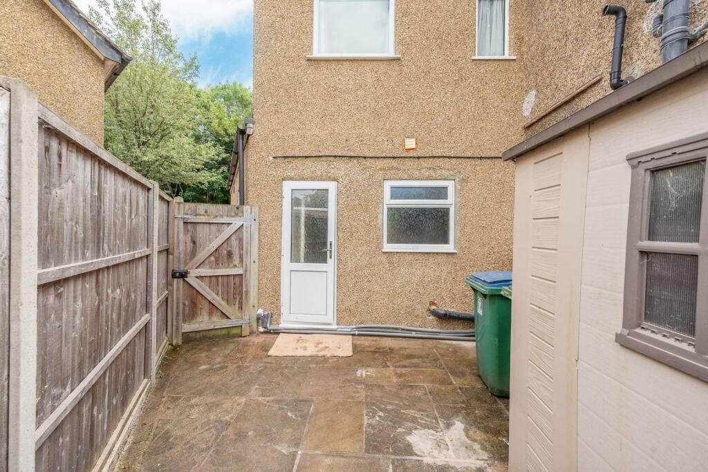 Gade Avenue, Watford, WD18