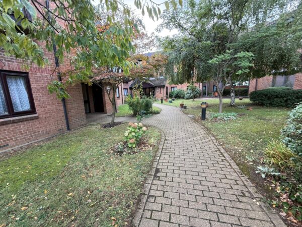 Fairfield Court, Northwood Hills