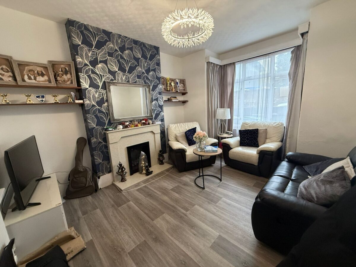 Wiggenhall Road, Watford