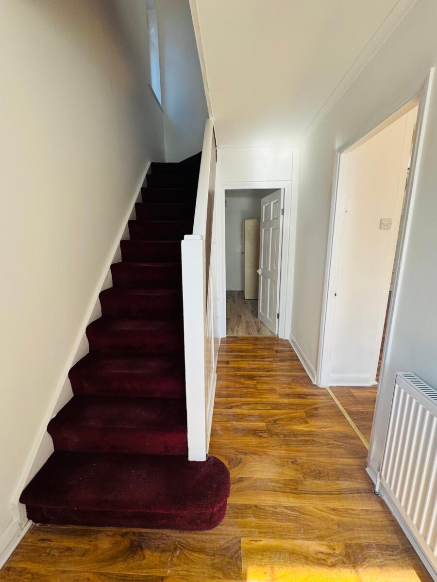 Halsbury Road West, Northolt, UB5