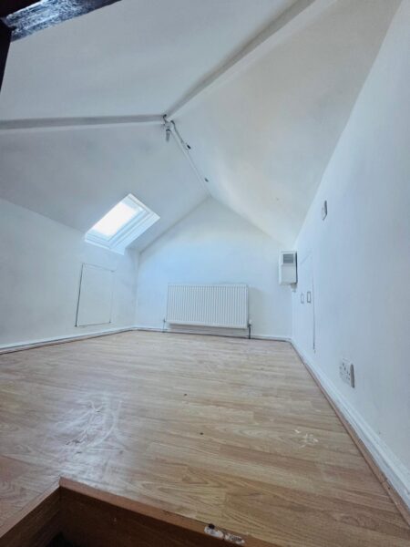 Halsbury Road West, Northolt, UB5