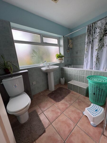 Buckingham Gardens, Edgware, HA8