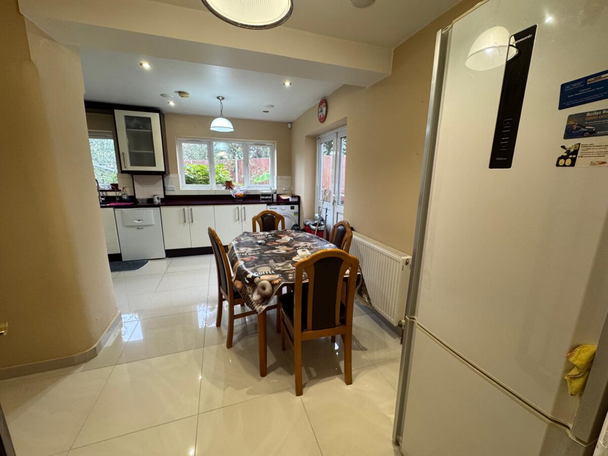 Buckingham Gardens, Edgware, HA8