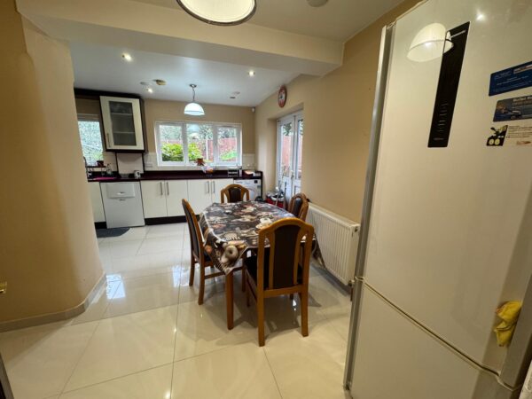 Buckingham Gardens, Edgware, HA8