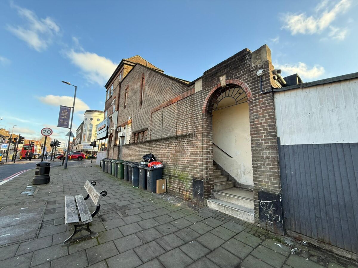 Rayners lane Pinner HA5