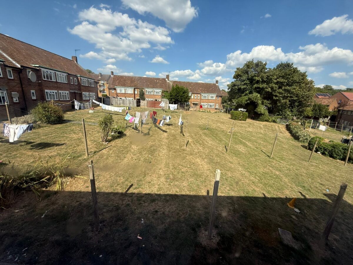 Amberden Avenue, Finchley
