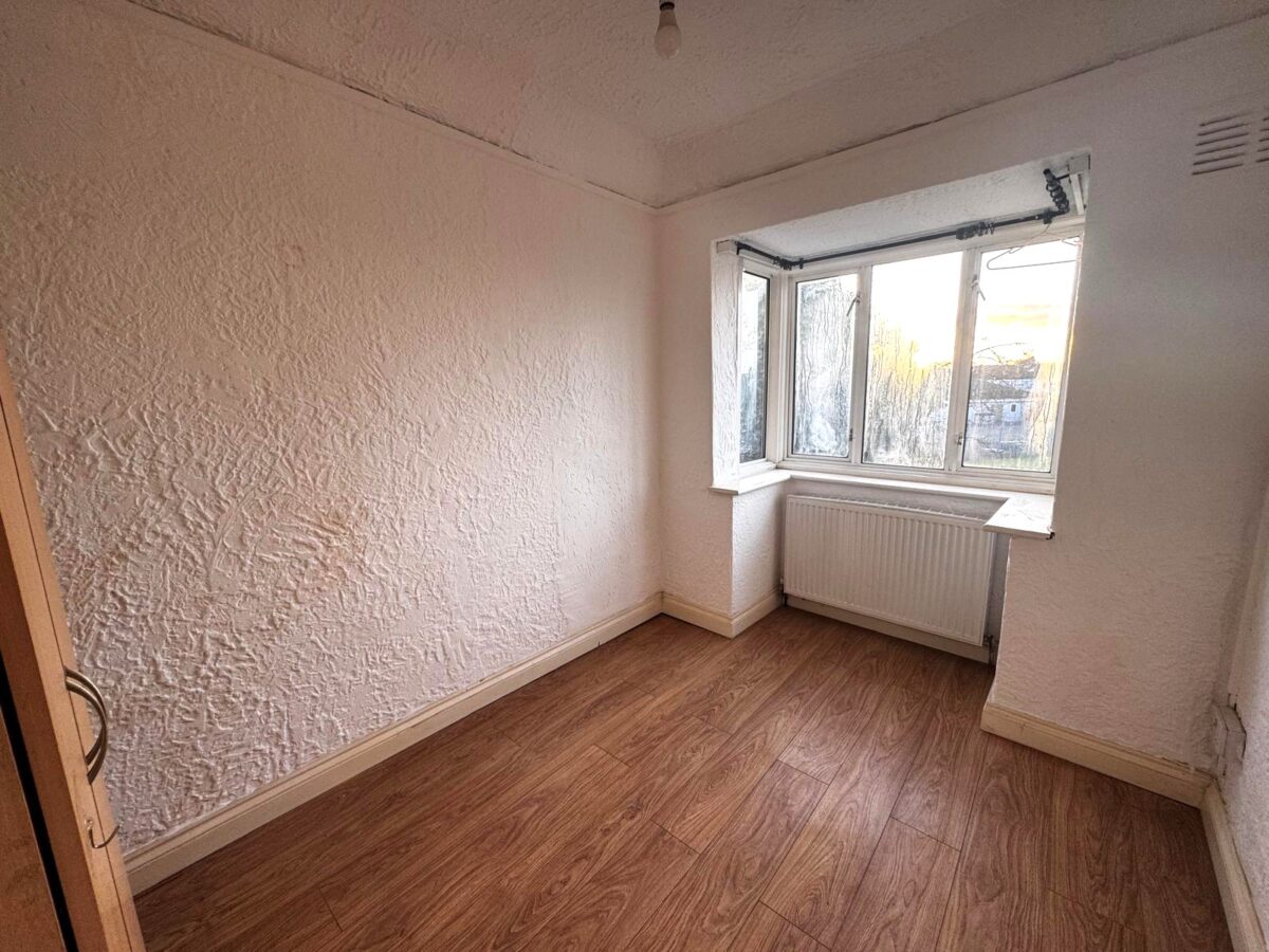 Honeypot Lane, London, NW9 9QN