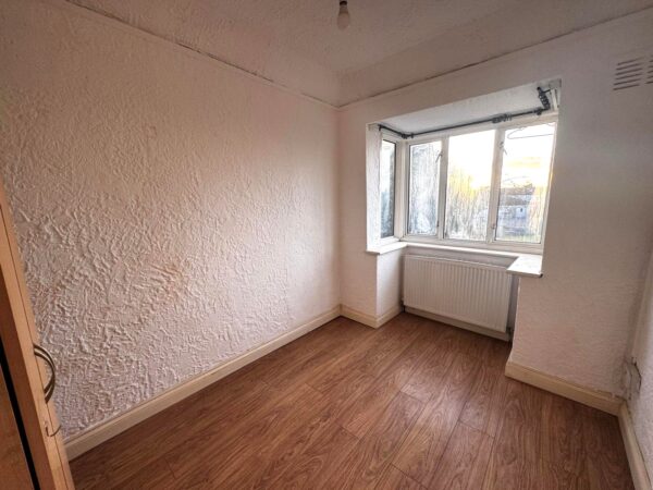 Honeypot Lane, London, NW9 9QN