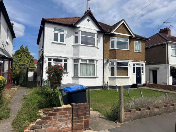 Reeves Avenue, London NW9