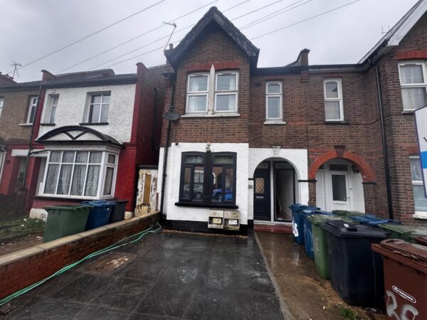 Parkfield Road South Harrow,HA2