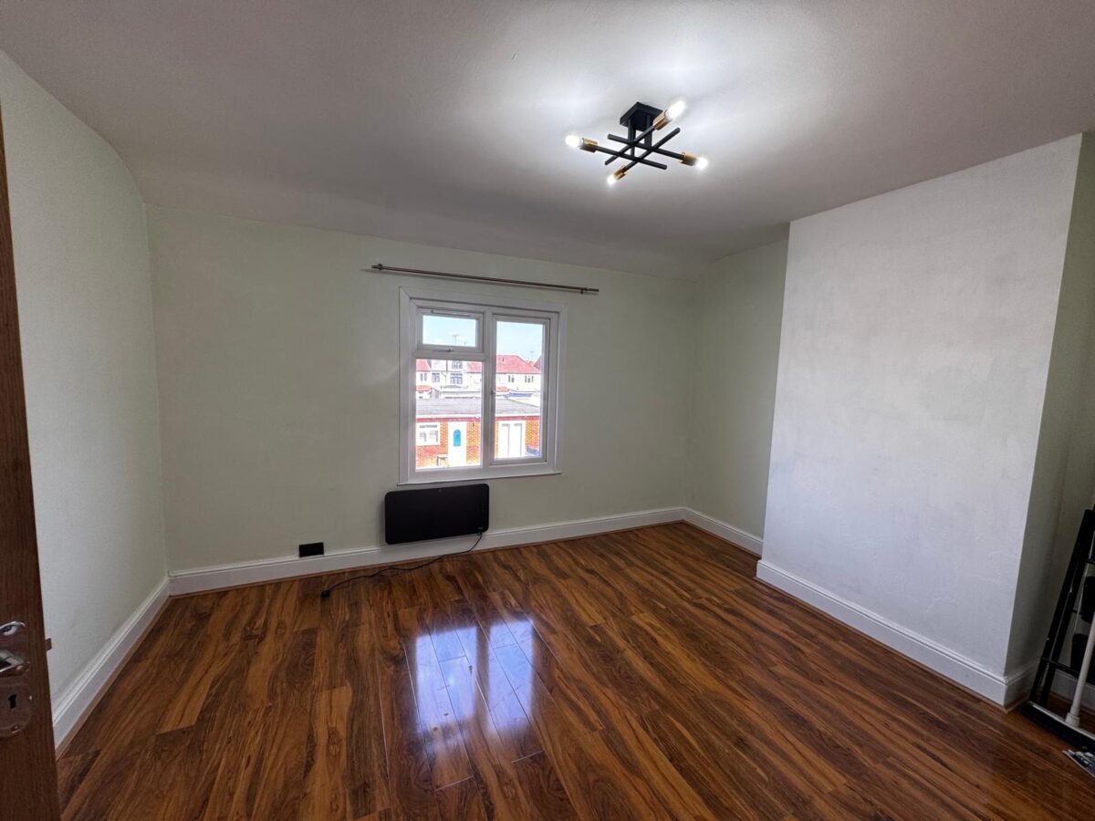 164B Eastcote Lane, Harrow, HA2 9BL