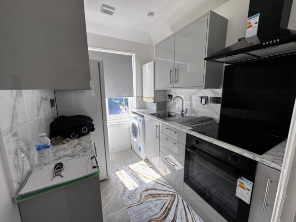 164B Eastcote Lane, Harrow, HA2 9BL