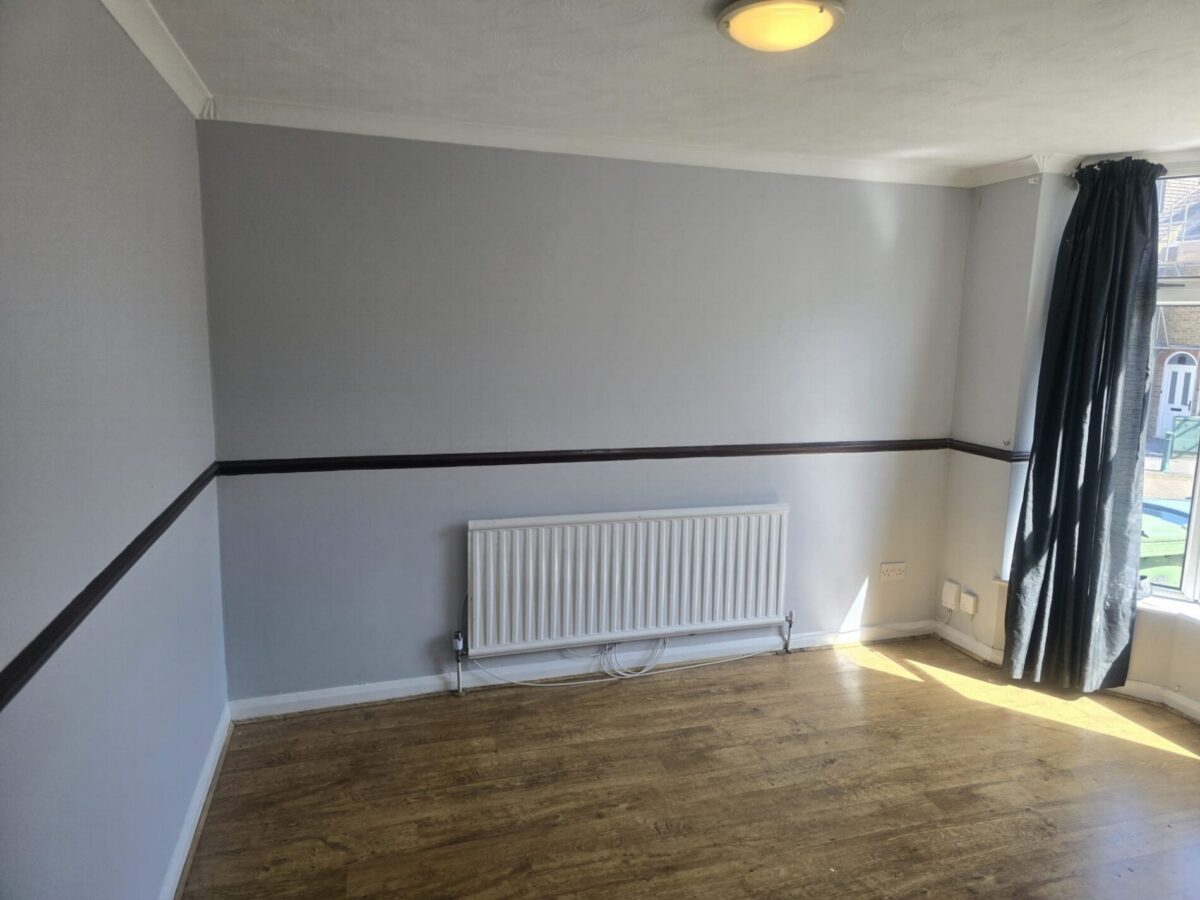 114 Queens Road, Watford, WD17 2NX